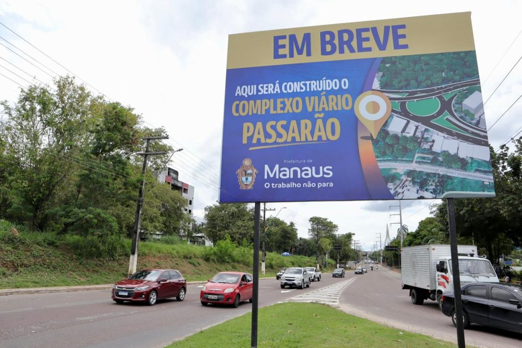 Prefeitura inicia operação de trânsito para obras do Passarão na Av. Coronel Teixeira