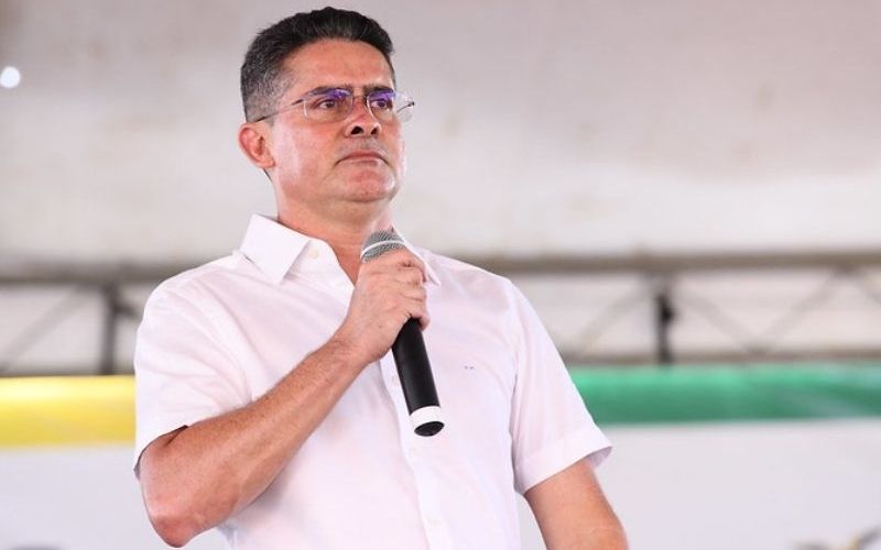 David Almeida nega boatos sobre desistência do Governo do Amazonas