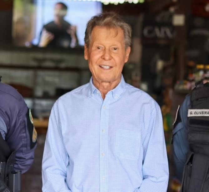 Arthur Neto retorna à política com nova disposição e compromisso