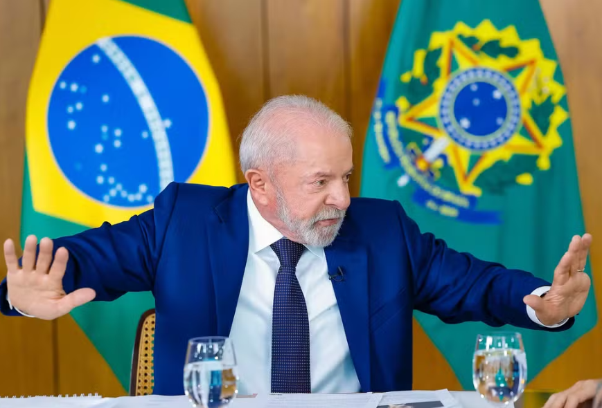 Lula mantém plano de indicar novo ministro ao STF após rejeição de Messias