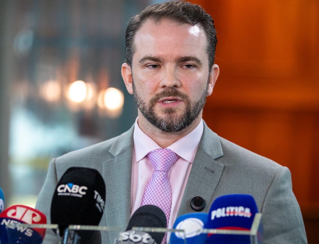 Ministro da Fazenda diz que pacote de renegociação de dívidas está pronto