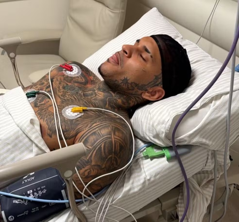 Cantor Anderson Neiff é baleado em ataque no Túnel Max Feffer em SP