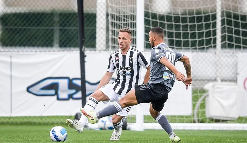 Mais de 60 jogadores ligados a eventos de luxo em investigação na Itália