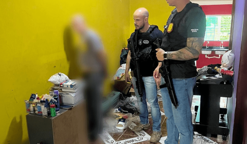 Homem é preso após simular morte para tentar receber seguro em Manaus