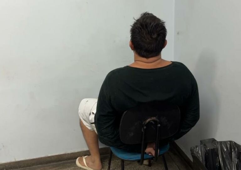 Homem é preso com 10 tabletes de maconha skunk em Manaus