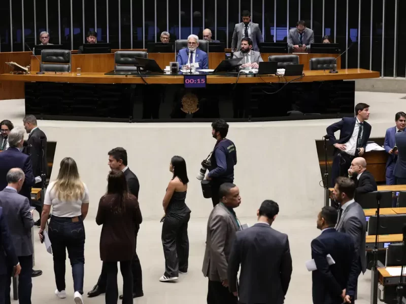 Câmara aprova renovação automática da CNH para motoristas sem infrações