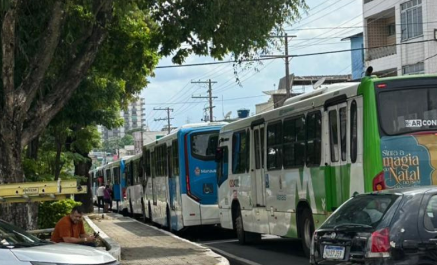 Sintro-AM anuncia greve de ônibus por tempo indeterminado a partir de segunda-feira