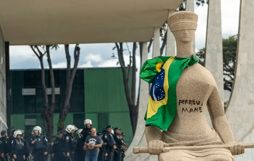 Maioria vê proposta de redução de penas como benefício a Bolsonaro, diz Quaest