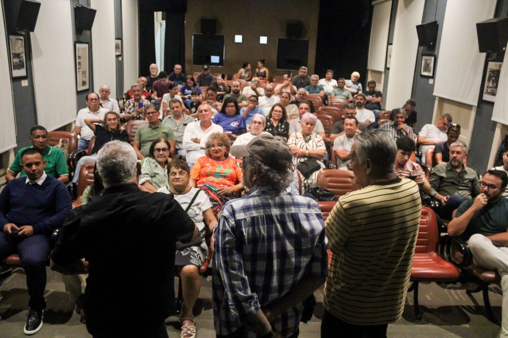 Cineteatro Guarany exibe documentário sobre os irmãos Piola do futebol amazonense