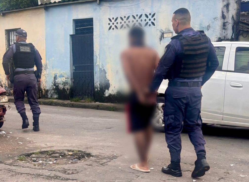 Homem é preso e adolescente apreendido por roubo a motorista de aplicativo em Manaus