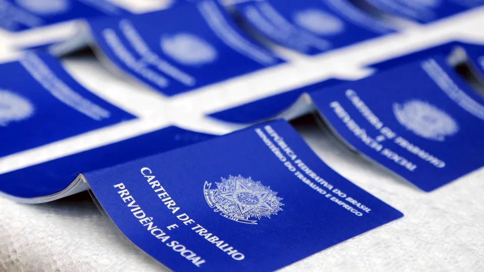 Comissão adia apresentação de parecer sobre redução da jornada de trabalho