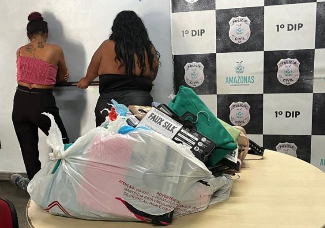 Duas mulheres são presas por tentativa de furto em loja no Parque 10
