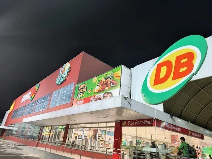 Carro furtado em estacionamento do Hiper DB é recuperado em Manaus