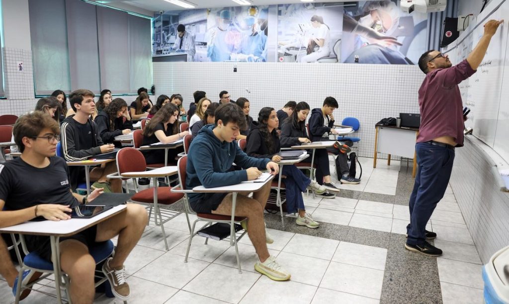 Validação de informações do Fies 2026 começa em 8 de maio