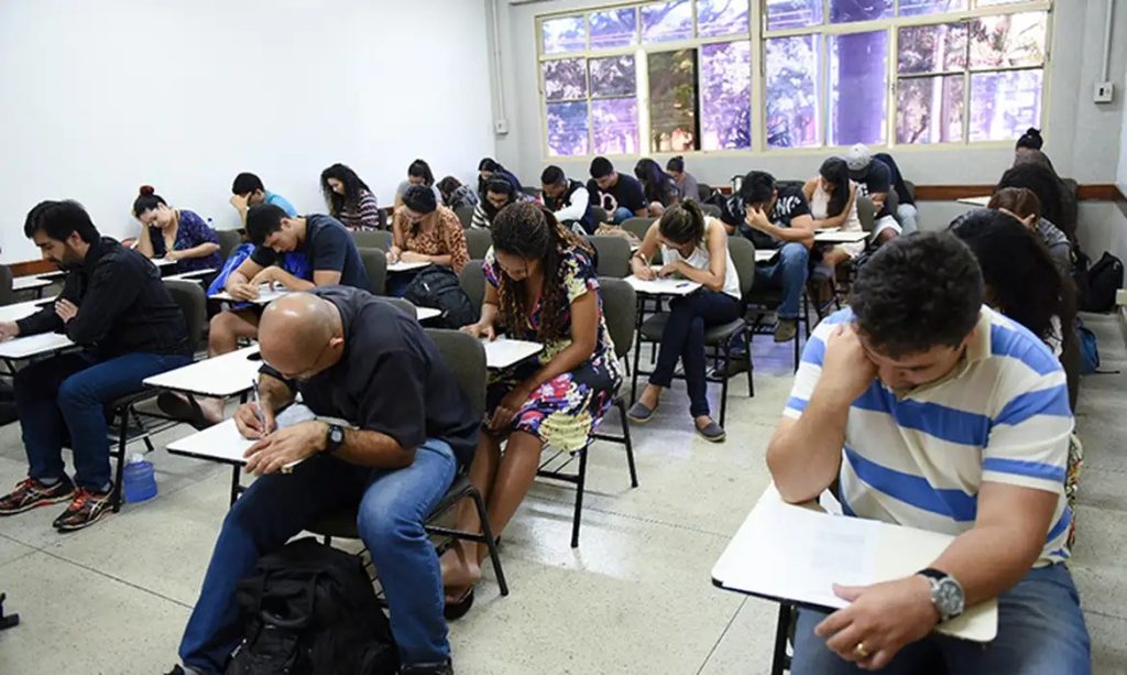 Inscrições para o Encceja 2026 terminam nesta sexta-feira, 15 de maio