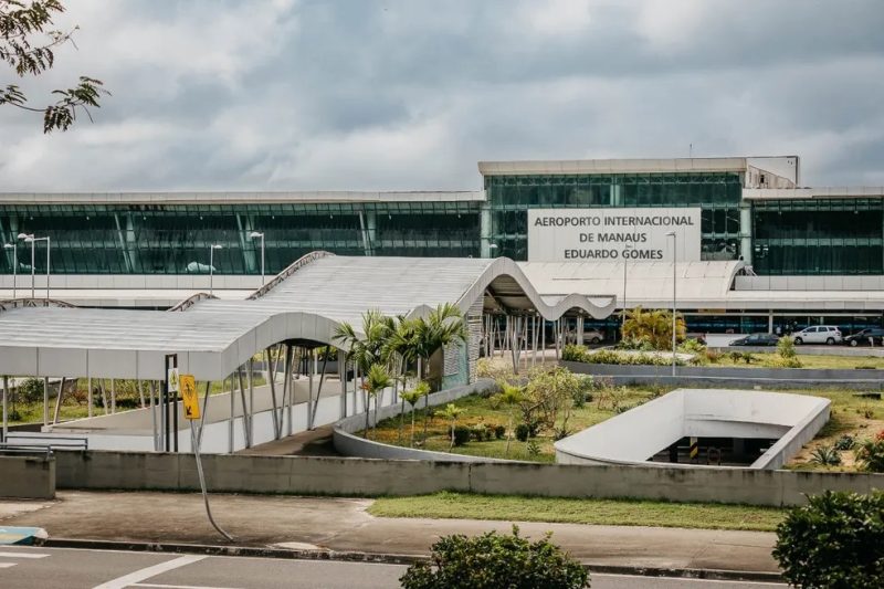 Mau tempo provoca mudanças em voos no aeroporto de Manaus