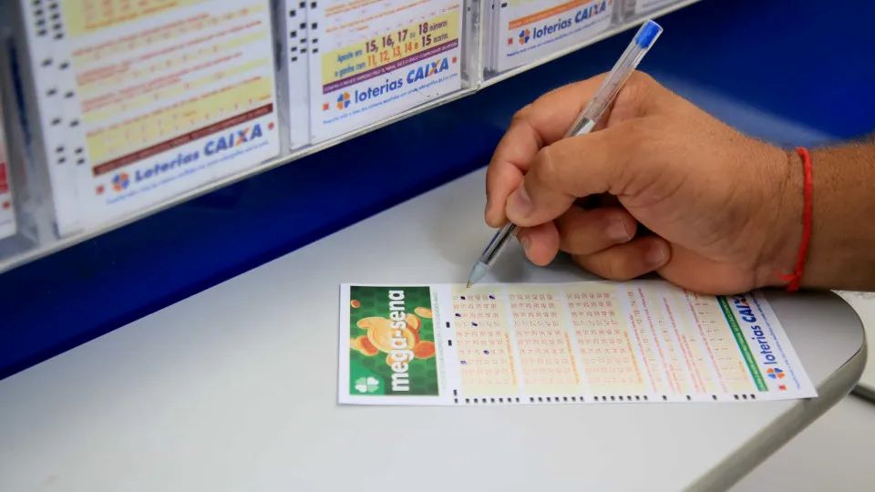 Mega-Sena sorteia prêmio estimado de R$ 20 milhões neste sábado