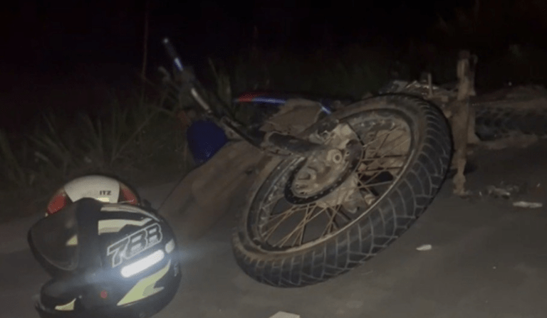Lenhador morre após colisão entre moto e carro na AM-070 em Iranduba