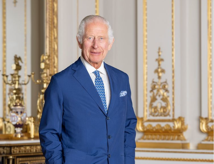 Emissora britânica anuncia por engano morte do Rei Charles III