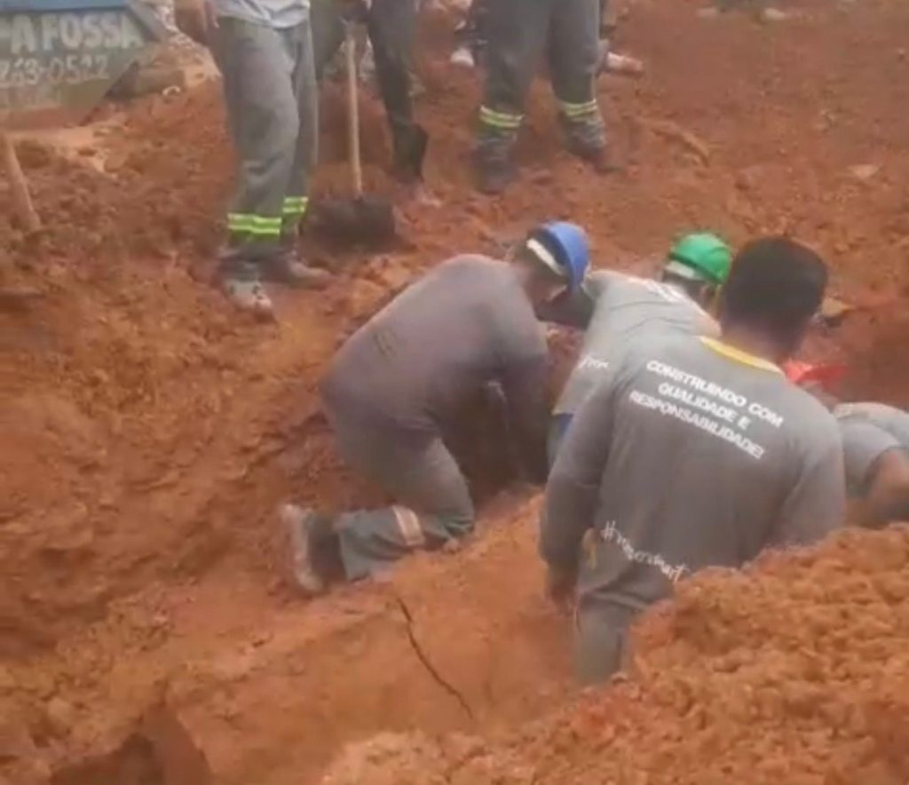 Operário morre após deslizamento de terra em obra no Parque Mosaico