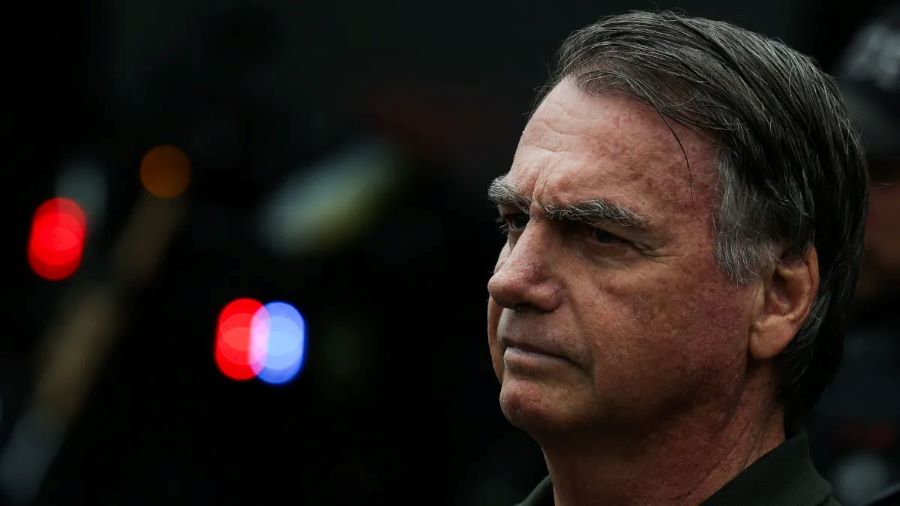 PCDF pede ao STF autorização para ouvir Bolsonaro sobre arma apreendida