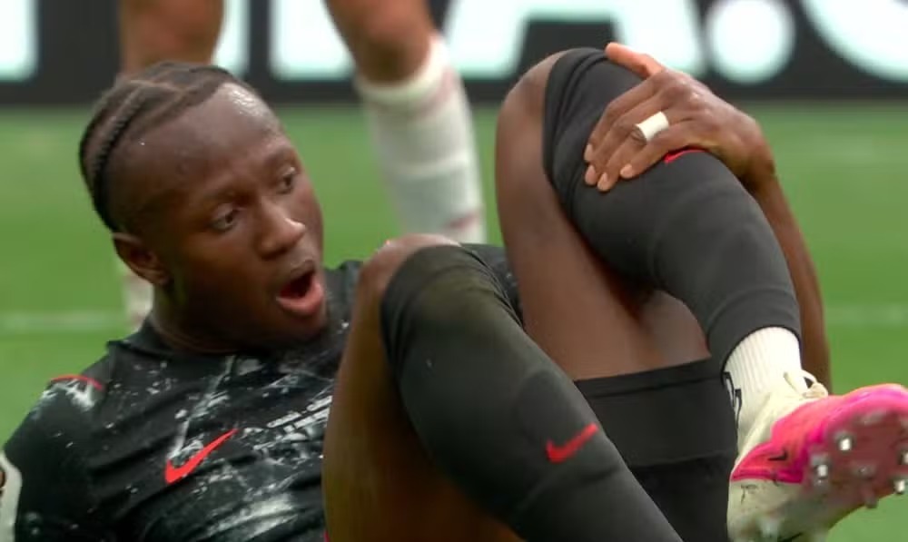 Ismaël Koné sofre lesão na vitória do Canadá por 6 a 0 sobre o Catar em 18/06