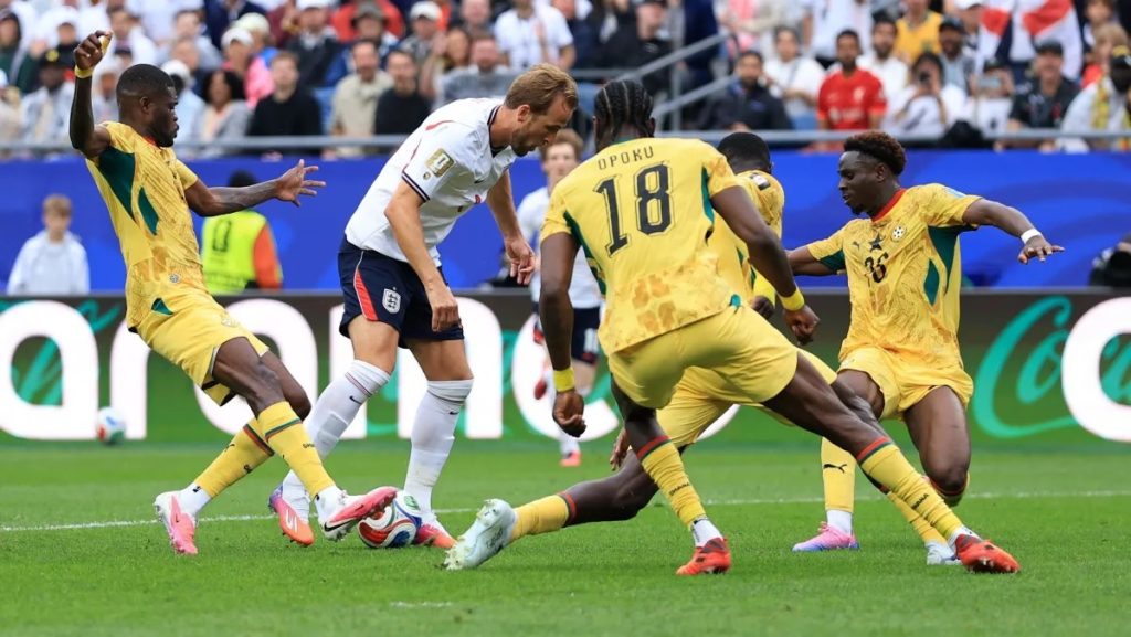 Inglaterra não sai do zero com Gana e adia sua classificação na Copa