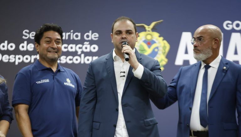Governo do Amazonas anuncia reajuste de 4,14% para servidores da Educação