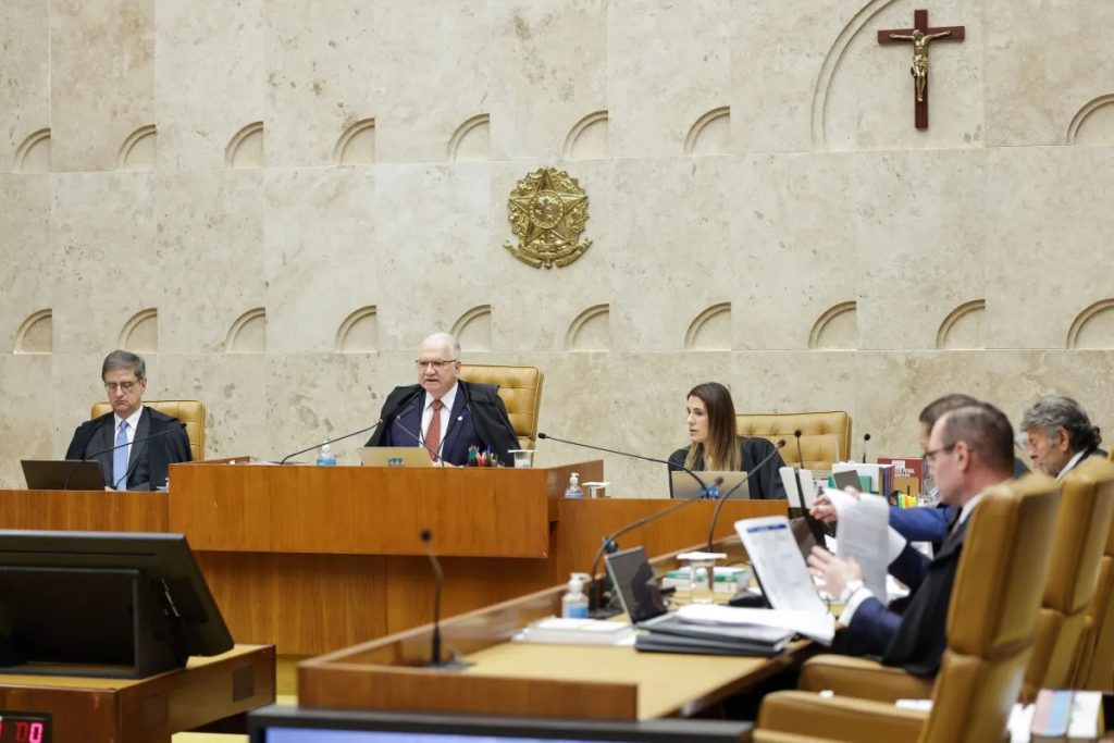 STF forma maioria para liberar parte dos penduricalhos a magistrados e MP
