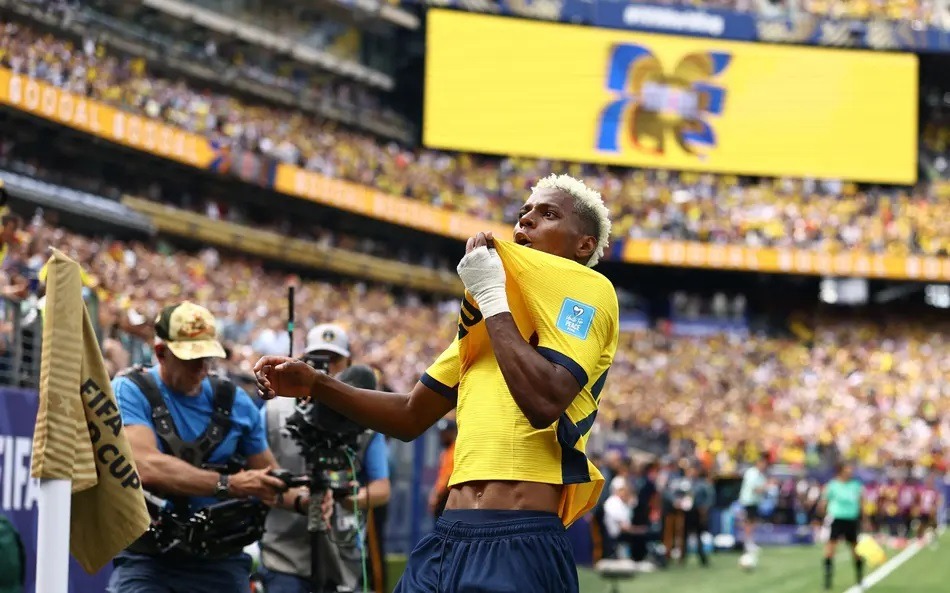 Equador faz história e vence Alemanha, garantindo vaga nas oitavas