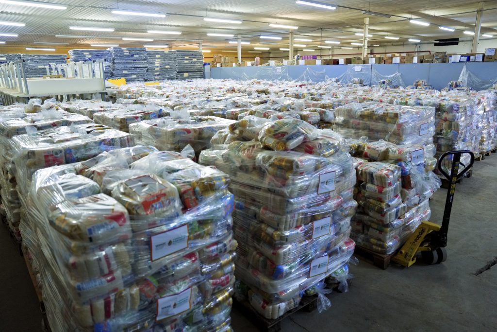 Manaus envia nova remessa de 230 toneladas de ajuda à Venezuela