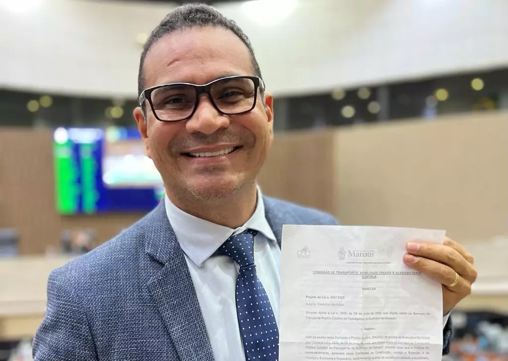 Decisão do TJAM suspende liminar e mantém Jaildo Oliveira na CMM