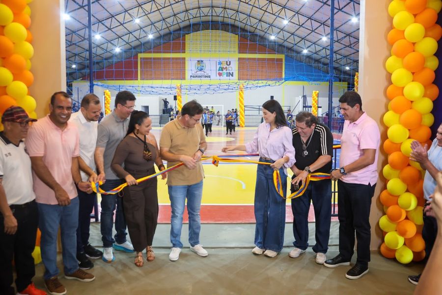 Parintins celebra a inauguração de novo complexo esportivo de R$ 2 milhões