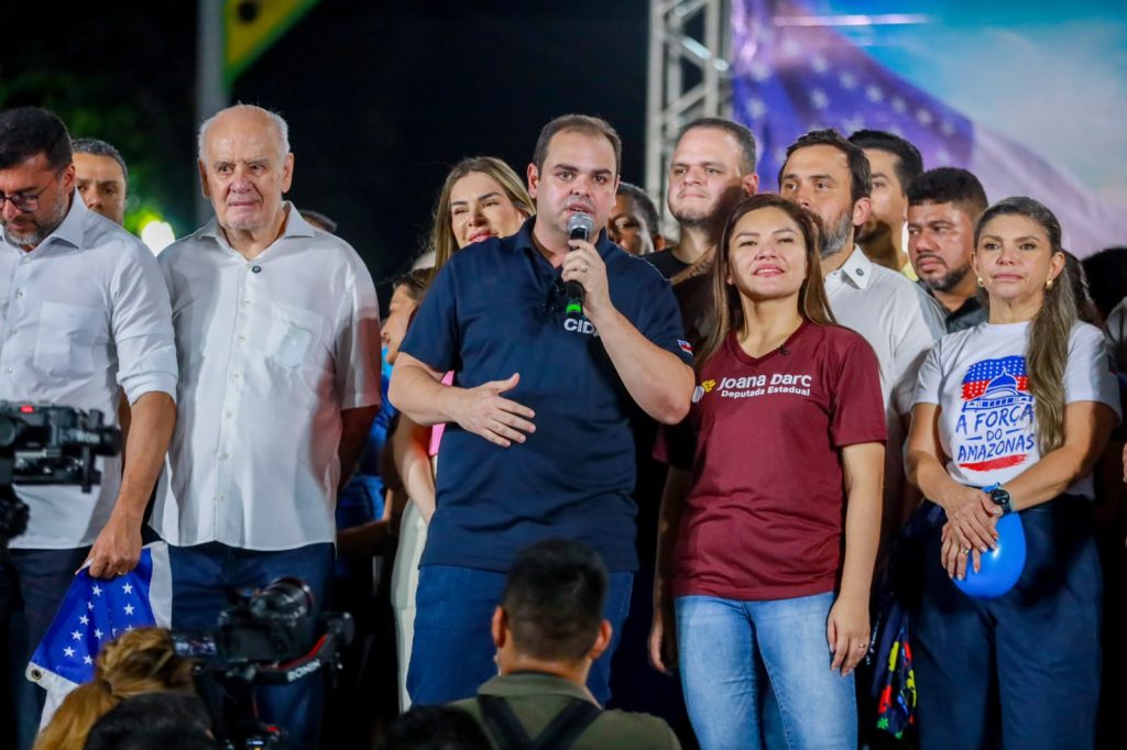 Roberto Cidade reúne 15 mil pessoas na Zona Norte e discute desenvolvimento do AM