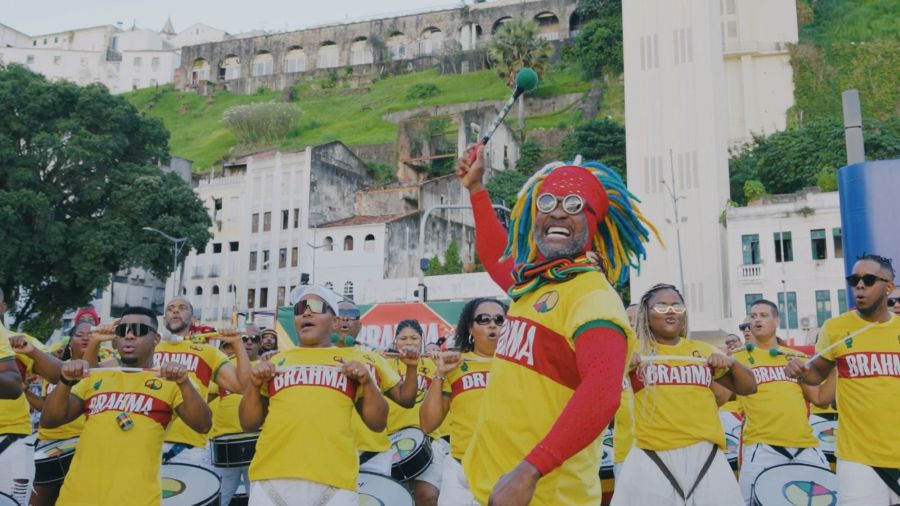 Brahma lança ação com Olodum para motivar torcida às vésperas de Brasil x Noruega
