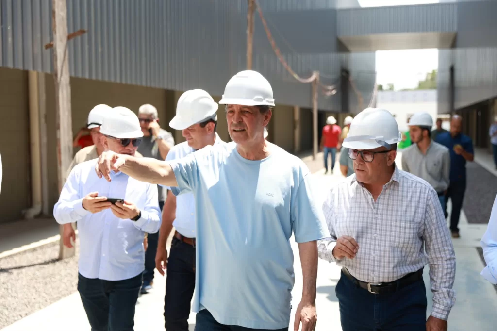 Senador Omar Aziz é designado relator da PEC que acaba com a escala 61