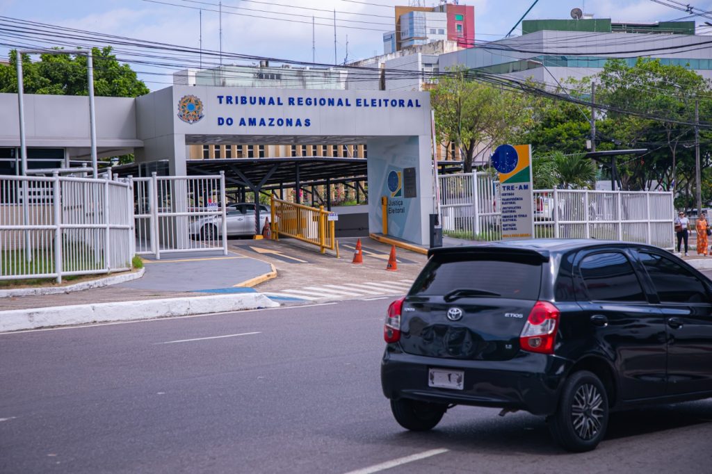 TRE-AM proíbe propaganda eleitoral em carros de aplicativo no Amazonas
