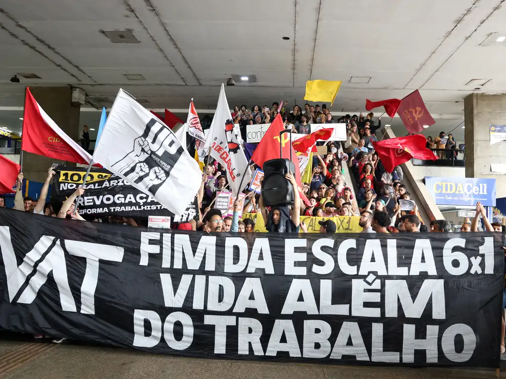 Senado deve votar fim da escala 61 nesta quarta-feira (2)