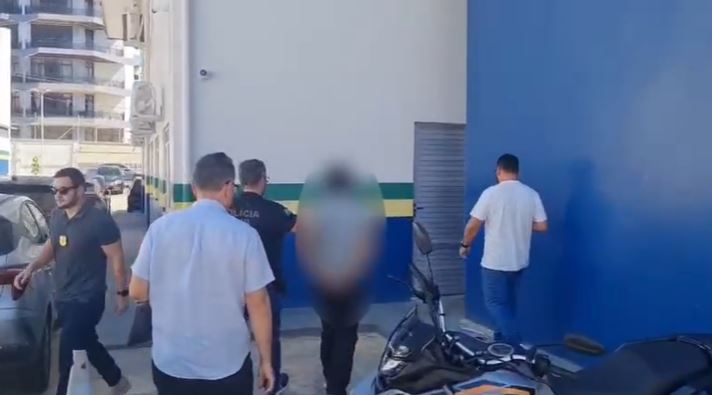 Escritor de 25 anos é preso temporariamente por suspeita de exploração sexual em Manaus