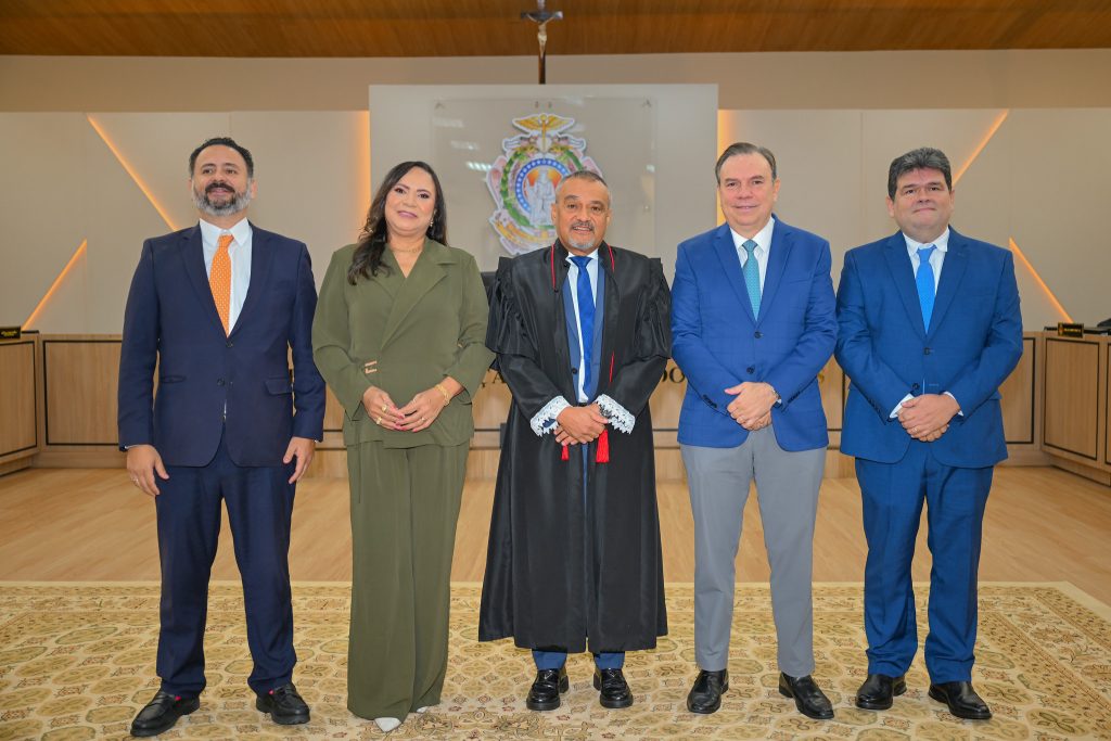 TJAM escolhe lista tríplice para desembargador pelo Quinto Constitucional