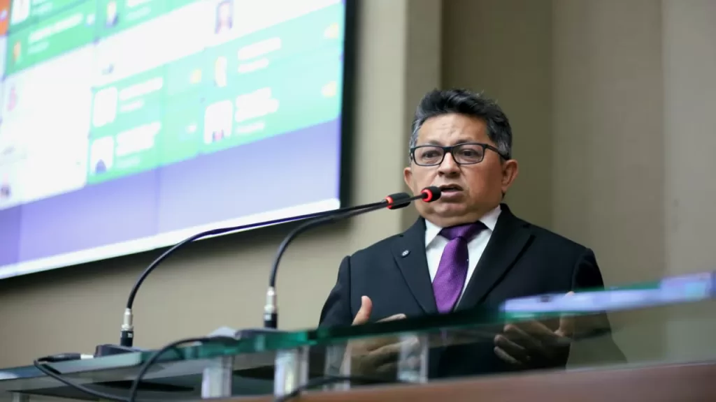 Aleam aprova Semana da Amizade entre Animais de Estimação e Tutores