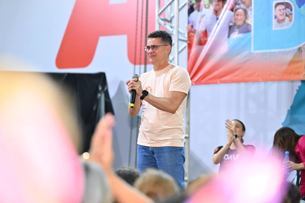 David Almeida propõe aumento de auxílio e geração de emprego no Amazonas