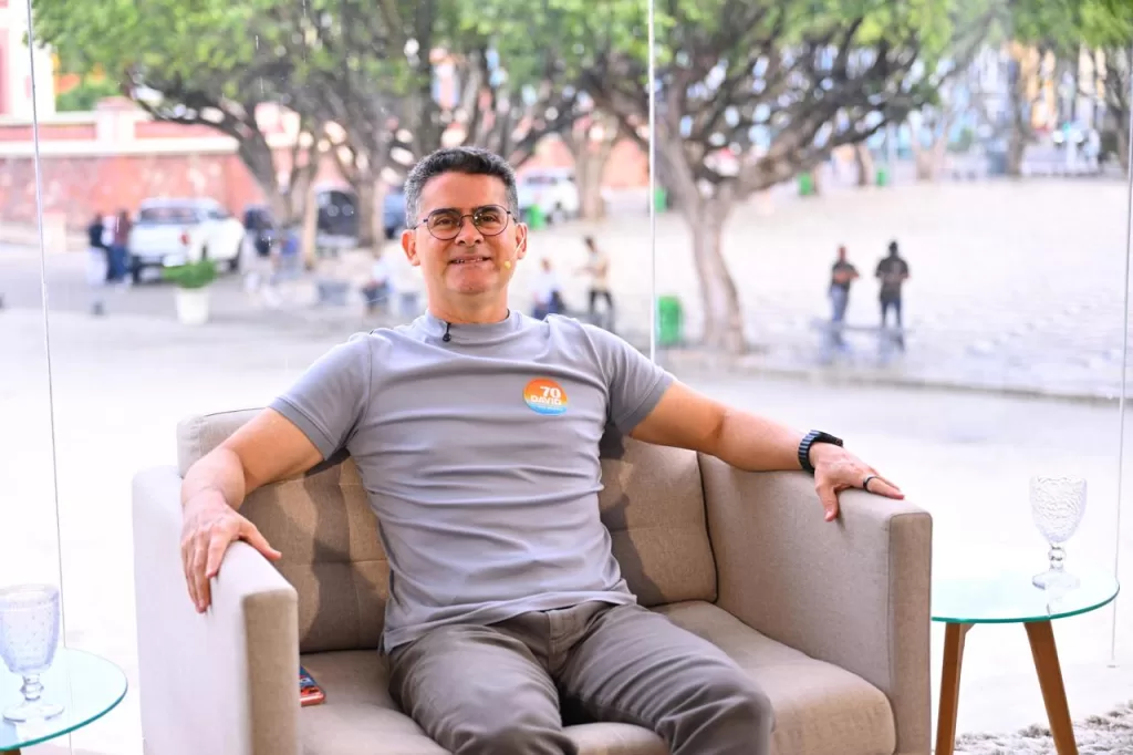 David Almeida propõe melhorias na educação do Amazonas com foco em professores