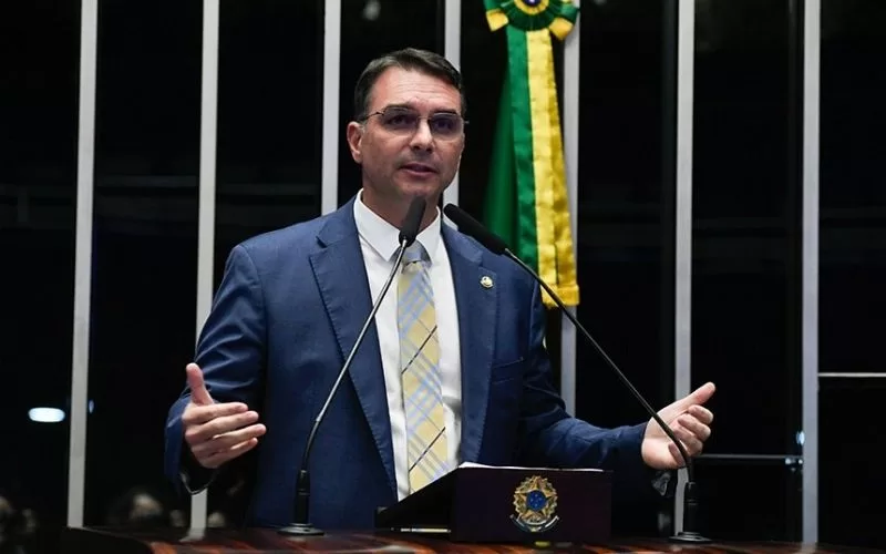 Flávio Bolsonaro visita Manaus em 12 de setembro em campanha presidencial