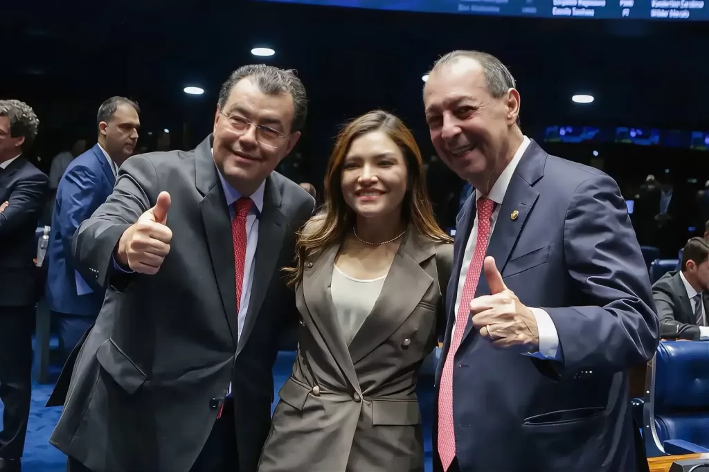 Joana Darc acompanha votação da PEC sobre escala de trabalho no Senado