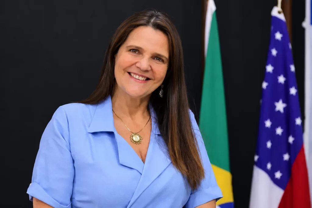 Mônica Santaella assume Secretaria de Comunicação Social do Amazonas