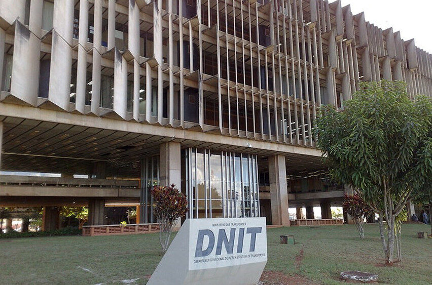 Justiça acolhe pedido para anular editais do Dnit na BR-319