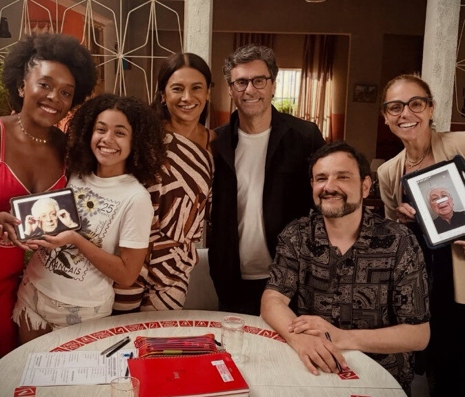 Dira Paes é homenageada com título de Doutora Honoris Causa pela UFPA