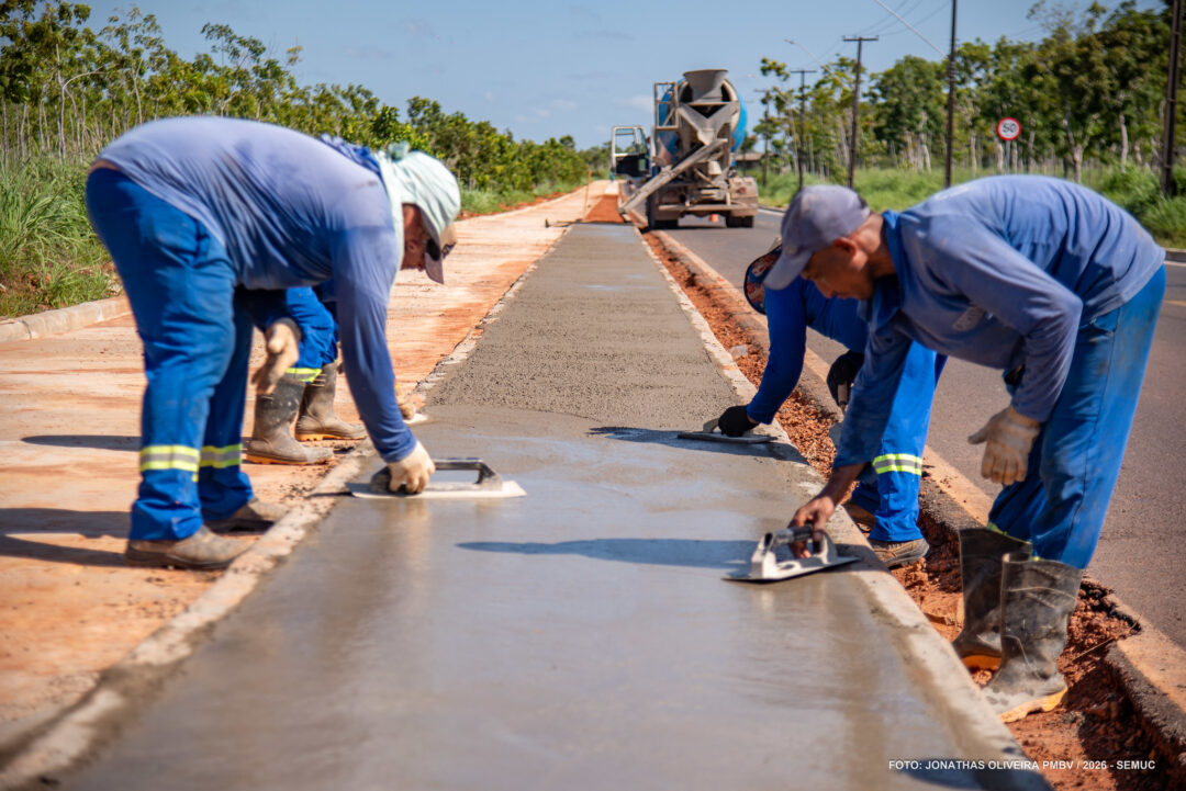 Prefeitura de Boa Vista amplia calçada e ciclovia entre bairros