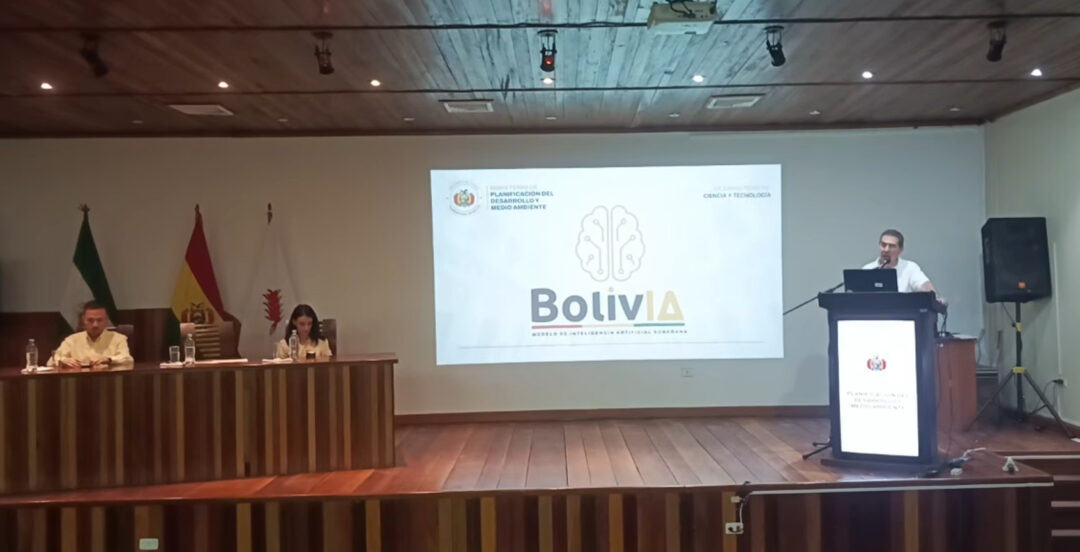 Bolívia avança em tecnologia com o lançamento do sistema BolivIA
